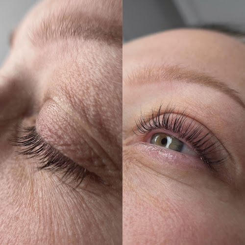 Glow Up Space Permanent Make Up & Brows