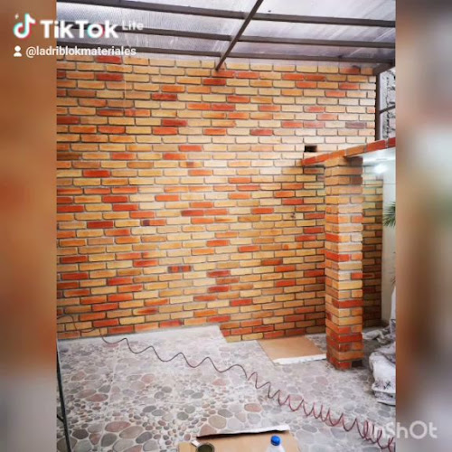 Horarios de Ladriblok