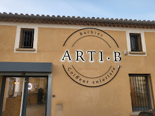 Photo n°2 de ARTI • B Orange à Orange (Magasin)