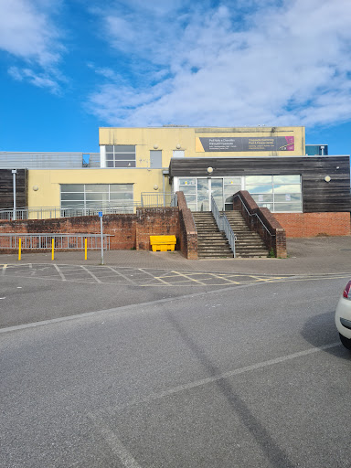 Halo Ynysawdre Swimming Pool & Fitness Centre