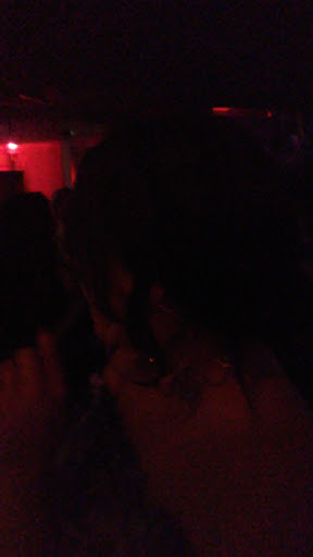 Genny's Sports Bar - Thumbnail