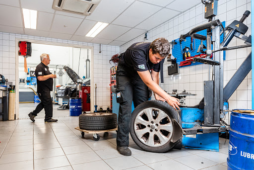 Autobedrijf Weerheim - Bosch Car Service - BOVAG Garage - Renault Specialist Delft & Rijswijk - Thumbnail