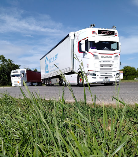 Photo de TERRIEN &amp; Fils à Saint-Pierre-des-Échaubrognes (79700)