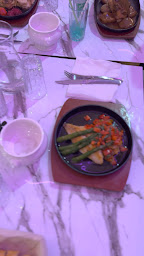 Photo n°39 de Villa Medusa à Saint-Laurent-du-Var (Piscine)