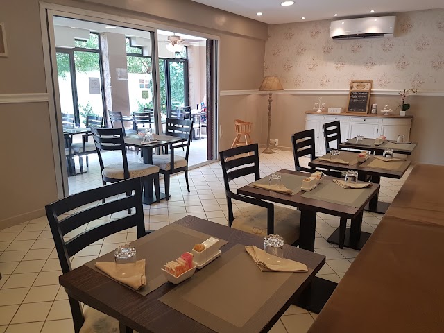 Simone Cafe