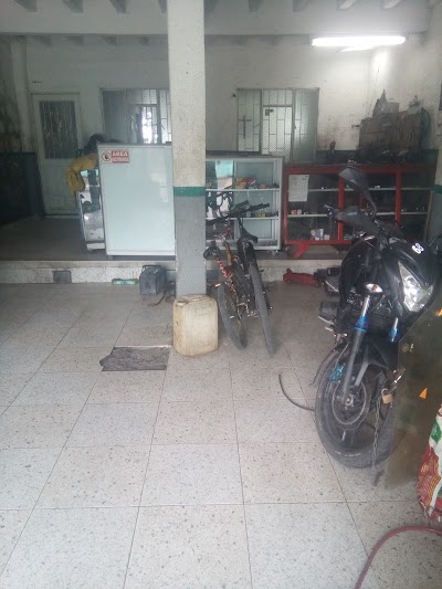 Photos of Servicio Electrico Automitriz La 22