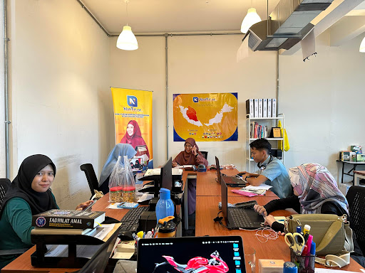 NakTutor.Com HQ