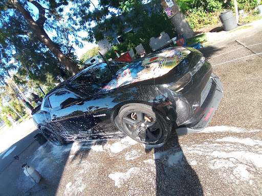 J's CarWash - Visual