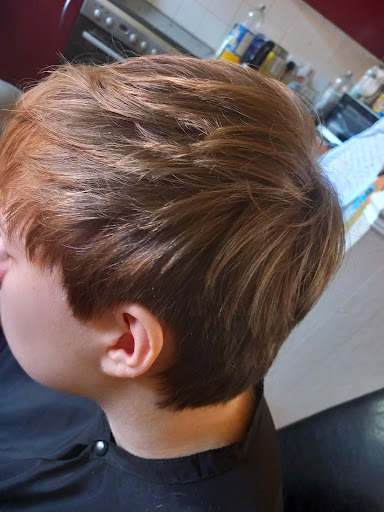 Donnashairdressing @ Esprit hair and beauty salon - Thumbnail