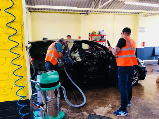 Bakers Lane Hand Car Wash - Thumbnail