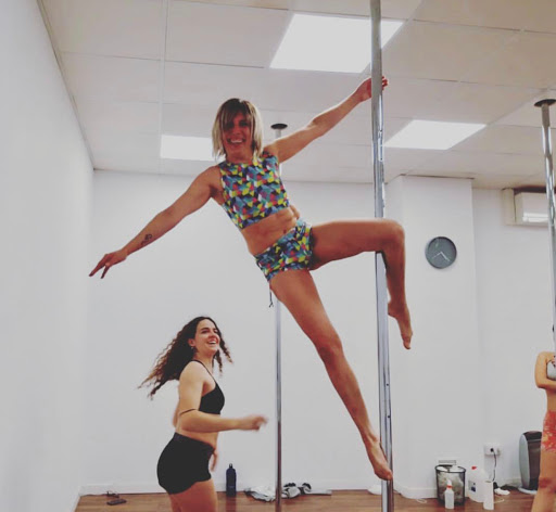 Pole Dance - Pole Fitness Granollers - Thumbnail