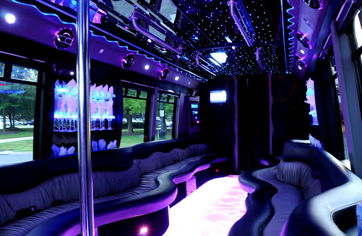 Longmont Limos & Party Buses