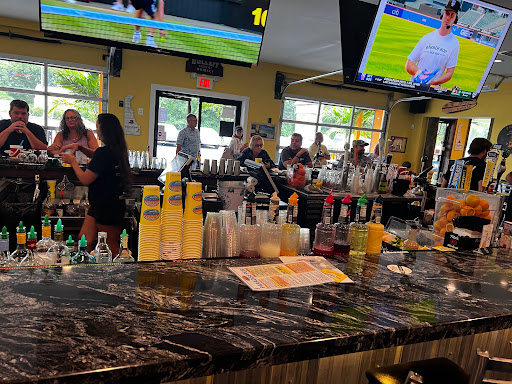 Paradise Pub - Visual