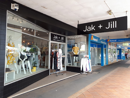 Jak + Jill