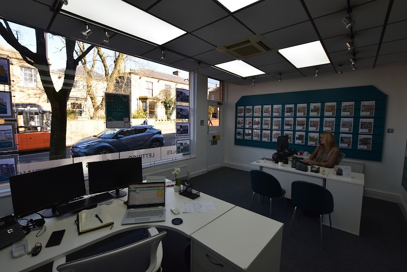Petty Real Estate Agents Colne photo 2