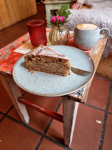 Cafe Lozzi - Visual