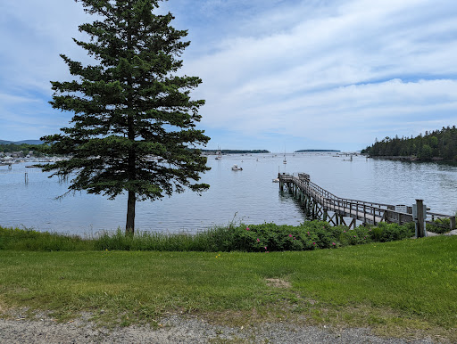 Acadia Senior College - Thumbnail