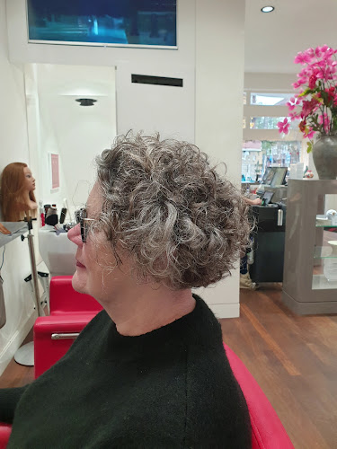Beoordelingen van Kbal Hairstylist in Amsterdam - Kapper