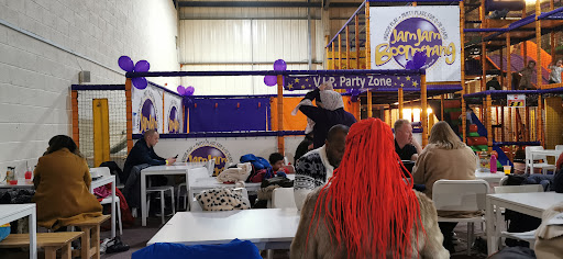 Jam Jam Boomerang Indoor Play, Party and Lazer Venue - Thumbnail