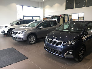 Photo n°1 de PEUGEOT - CITROËN MARQ AUTOS à Fonsorbes (Concessionnaire Peugeot)