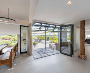 Photo n°12 de SOLABAIE Bassin Arcachon - 120X125 - Porte Fenêtre Véranda Pergola à Marcheprime (Magasin de fenêtres en PVC)