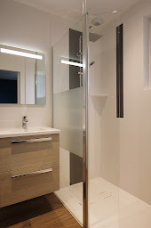 Photo n°2 de L&H DESIGN - SARL Lesourd Huard à Évron (Magasin de meubles)