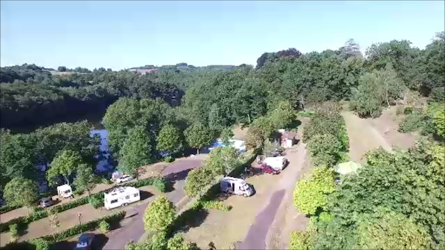 Camping*** Au Pont du Dognon