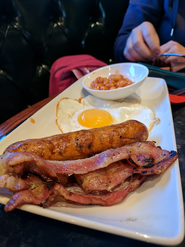 Frankie & Benny's