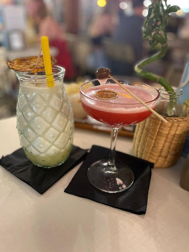 American Charlie's Bar - Thumbnail