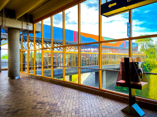Lawrence West Station - Thumbnail