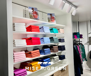 Photo n°12 de MISE AU GREEN à Roffiac (Magasin de vêtements pour femmes)