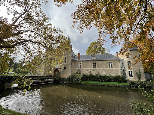 Restaurant Château des Dames de France Gallery - France