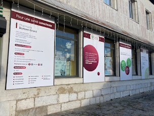 Photo n°1 de Pharmacie DUMONT-GIRARD à Longchaumois (Pharmacie)