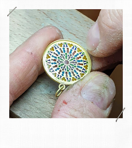 Profession Emailleur sur Bijoux Gallery - France