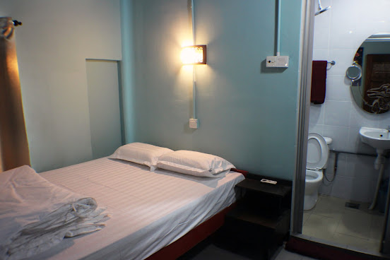 Birdnest Collective Cafe & Guesthouse by null