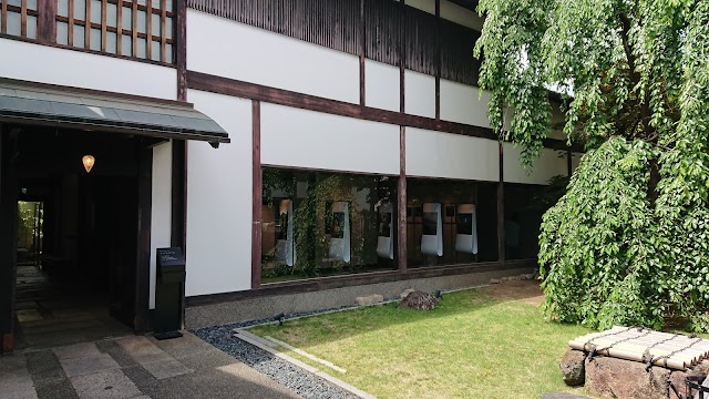 Gallery SUGATA