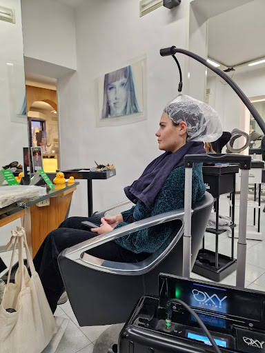 Parrucchiere Marcello - Salone L'oreal Professionnel e Kerastase - Thumbnail