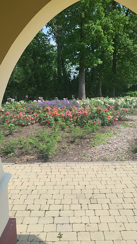 Értékelések erről a helyről: Szenttamási Kastély és Park - TM Zrt., Törökszentmiklós - Múzeum