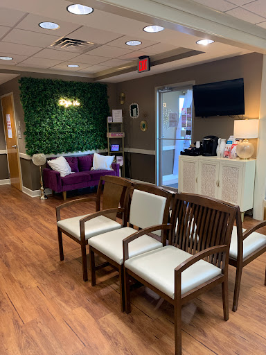 Déjà Vu Skin & Health Center