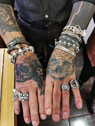 Photo n°8 de Cé dans ta peau à Perpignan (Tatoueur)