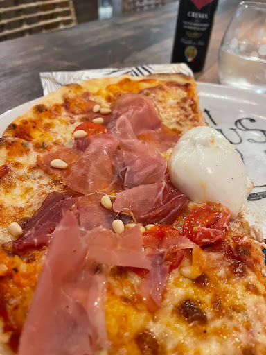Photo 3 - Retro Pizza