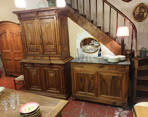 Photo n°8 de antiquite brocante à Gramat (Magasin d'antiquités)