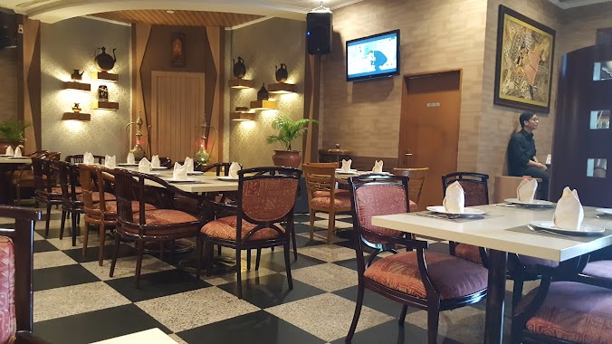 Queens Tandoor Restaurant, Author: Suhail M