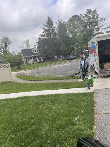 ABS MOVERS - Visual
