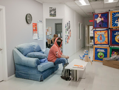 Carrefour jeunesse-emploi de Lebel-sur-Quévillon 66 Pl. Quevillon, Lebel-sur-Quévillon, QC J0Y 1X0, Canada