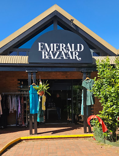 Emerald Bazaar - Visual