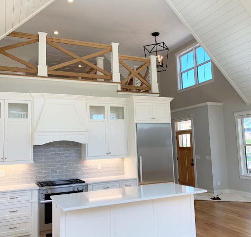 Emily Cox, LaBelle Real Estate Group Inc - Thumbnail