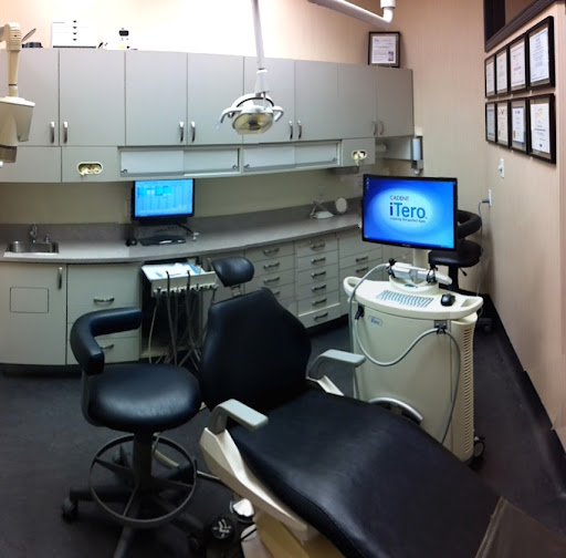 Royal Bank Plaza Dental Centre Downtown Toronto - Thumbnail