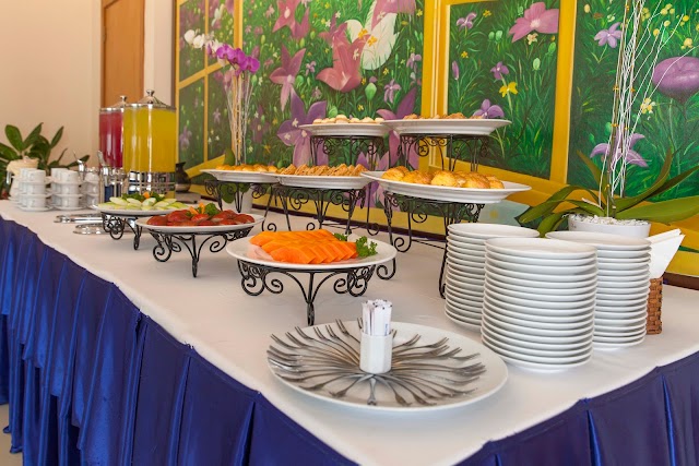 Vien Dong Hotel