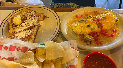 Mama's Restaurant - Visual